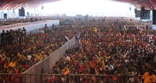 बागेश्वरधाम के आचार्य धीरेंद्र शास्त्री की विराट श्रीराम कथा में पहुंचे 2 लाख श्रद्धालु