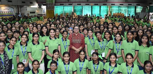 कोटा पुलिस अभिभावक के रूप में हर छात्रा के साथ – तेजस्विनी गौतम